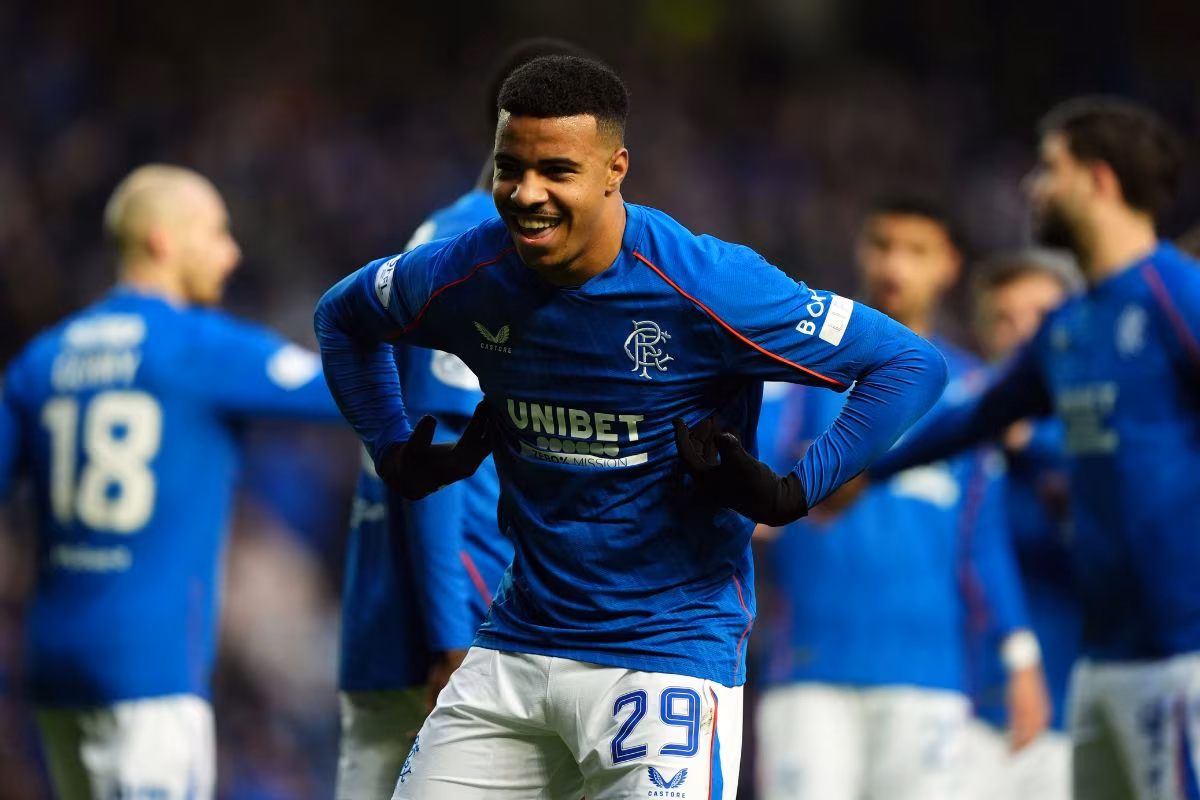 Un entra&icirc;neur marocain rejoint Hamza Igamane chez les Rangers