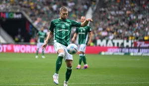 Algérie : Weiser réagit à sa non-convocation