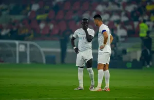 2 Marocains et un Algérien crucifient Al-Nassr