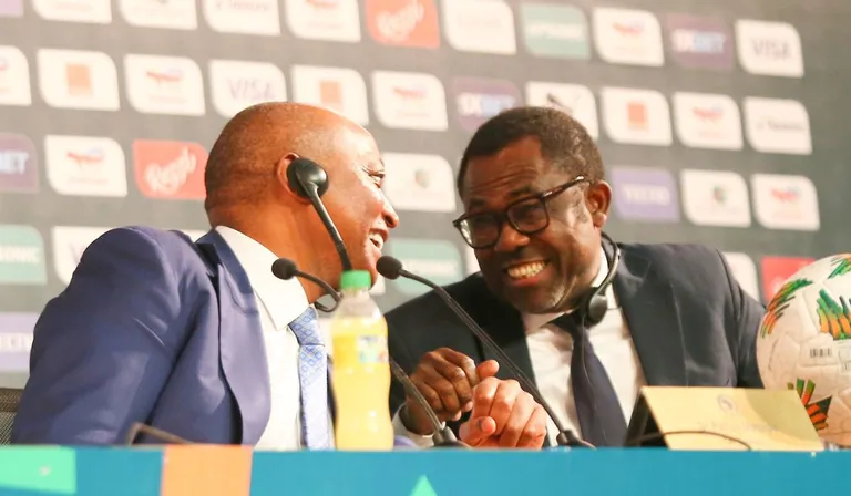 La CAF fait sauter la barri&egrave;re aux dinosaures&nbsp;! (officiel)