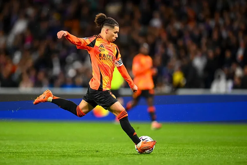 ilan kebbal , paris fc