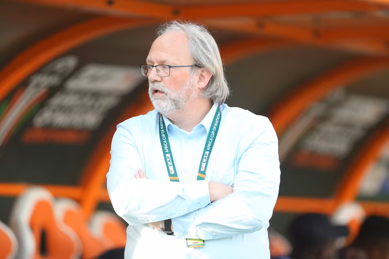 Mali : &rdquo; j&rsquo;attends de voir si je serai encore s&eacute;lectionneur&rdquo;, Tom Saintfiet dans le flou complet