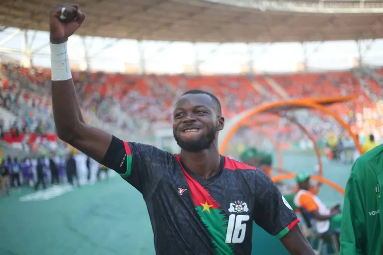 Lens : un accord pour Herv&eacute; Koffi !