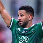 Mercato : un Alg&eacute;rien annonce son d&eacute;part surprise du Borussia Dortmund !