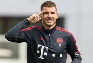 Sénégal : Lucas Hernandez vend la mèche pour Bouna Sarr