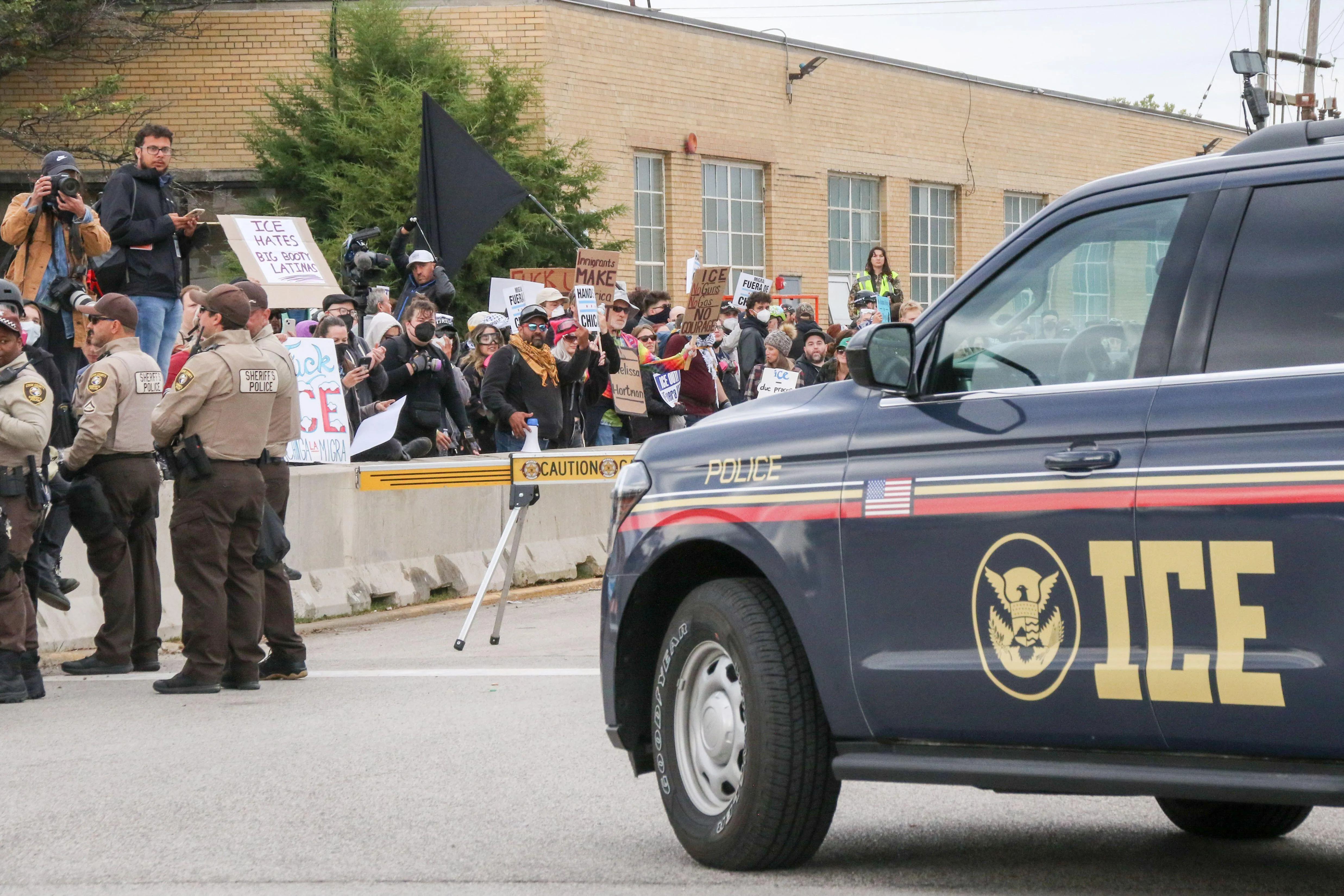 Un v&eacute;hicule de l'ICE