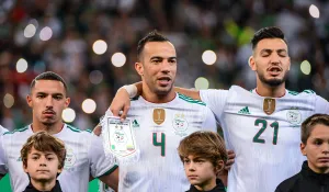 Algérie : Benlamri repris de volée sur les binationaux