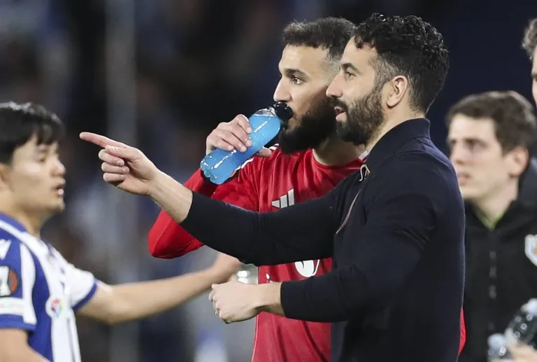 &ldquo;Il est cram&eacute; et joue tout le temps&rdquo;, Amorim bluff&eacute; par le ramadan de Mazraoui