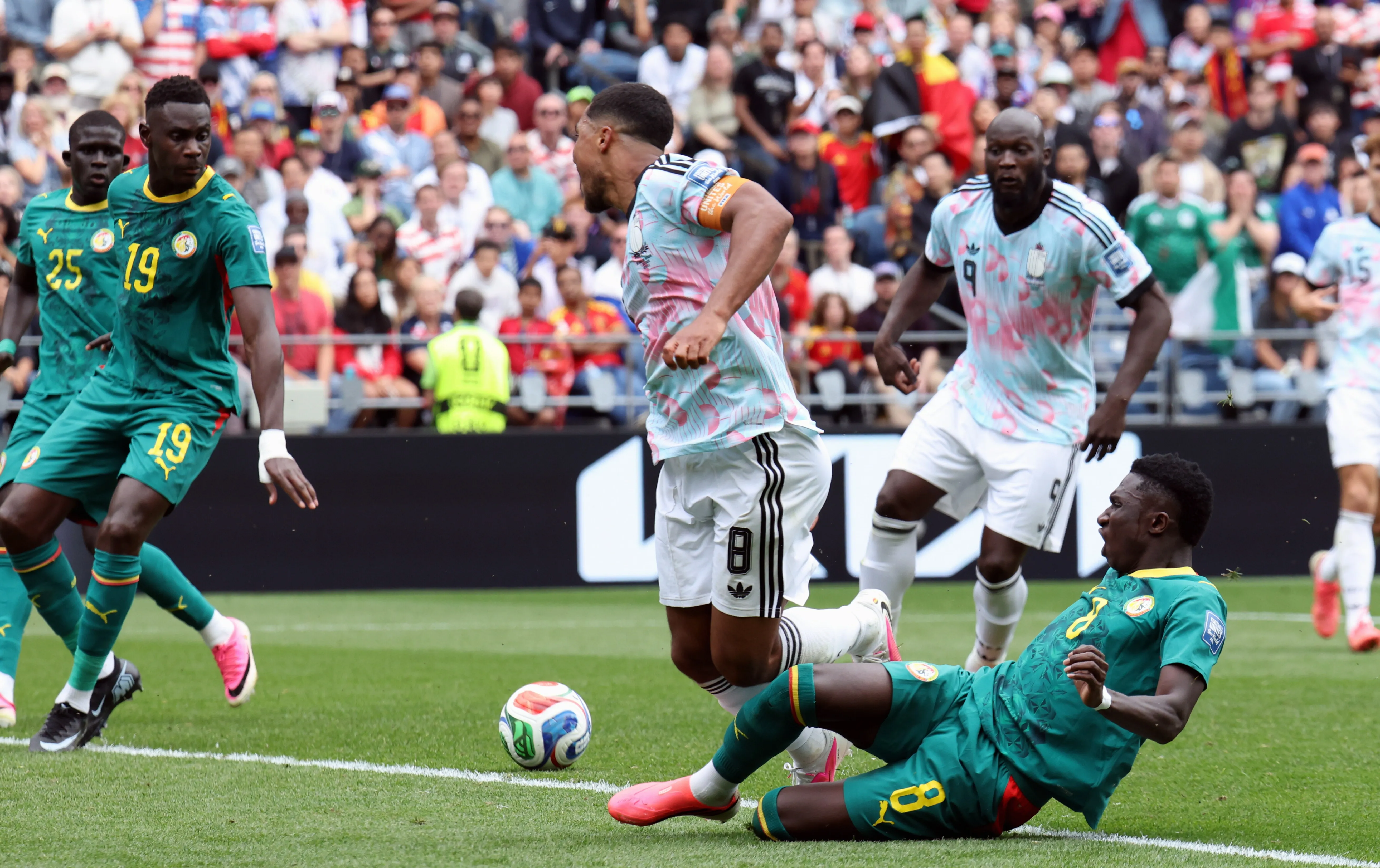 Coupe du monde 2026 : frapp&eacute; par le mal qui ronge le football africain, le S&eacute;n&eacute;gal s&rsquo;effondre en prolongation contre la Belgique