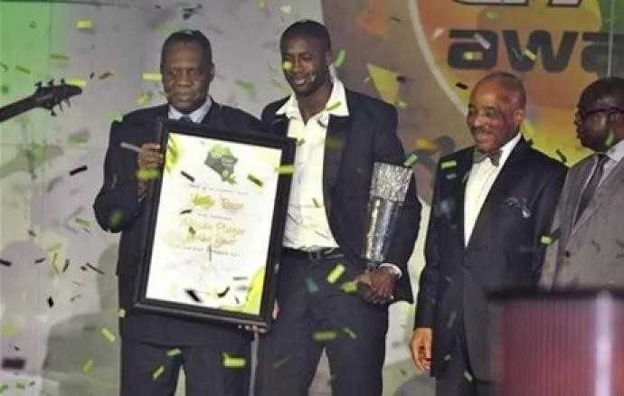 Yaya Tour&eacute; sacr&eacute; meilleur joueur africain 2014