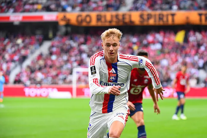 Adam Karabec OL Lyon Olympique Lyonnais