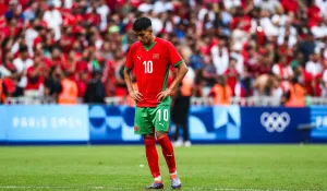 La sortie sur blessure déchirante d’Akhomach