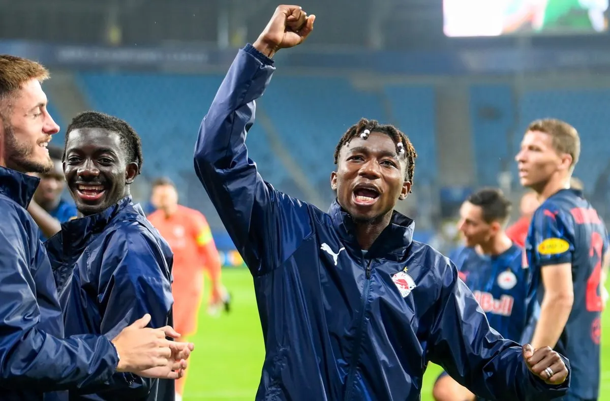 Manchester United se positionne sur Nene Dorgeles !