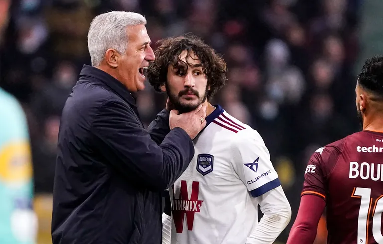 &ldquo;J&rsquo;ai &eacute;t&eacute; sinc&egrave;re avec Petkovic&rdquo;, Yacine Adli pousse encore avec l&rsquo;Alg&eacute;rie