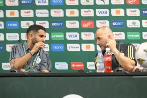 Retrouvailles Mahrez-Belmadi, la belle image