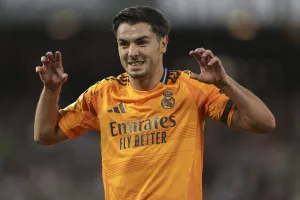 Barcelone-Real Madrid : 2 Marocains convoqués pour le Clasico