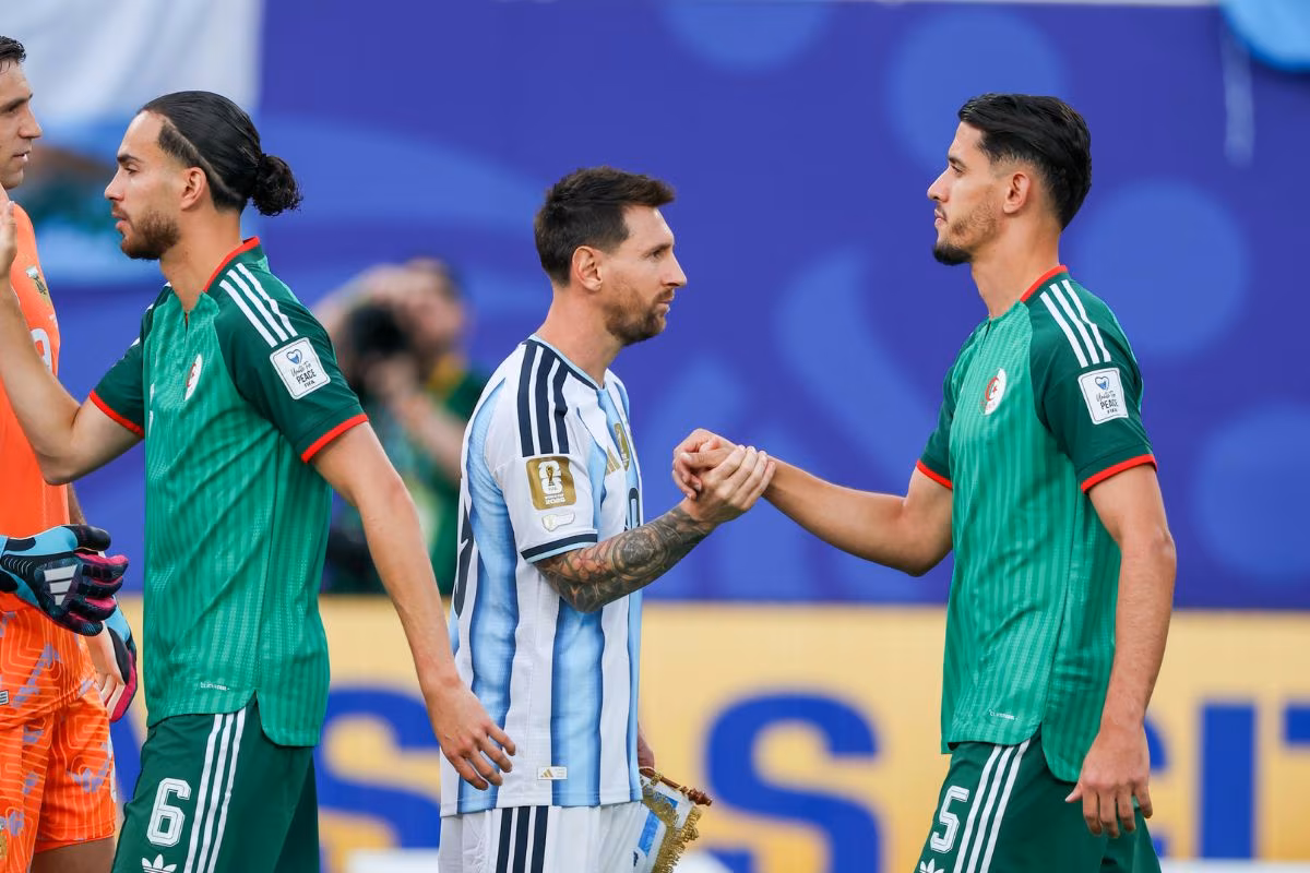 Mercato : apr&egrave;s Hadj Moussa, l&rsquo;Arabie saoudite s&rsquo;attaque &agrave; un deuxi&egrave;me Alg&eacute;rien de la Coupe du monde 2026