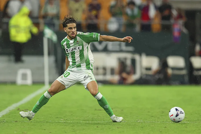 Abde Ezzalzouli  , Real Betis