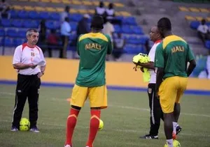 CAN 2012-Groupe D : Mali-Guinée, le match des faux frères ?