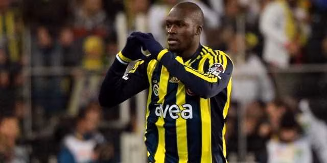 Moussa Sow de Fenerbah&ccedil;e aux Emirats