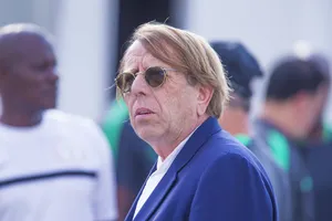 Algérie – Claude Le Roy : ” mon père s’est battu pour l’indépendance ” [Exclu]