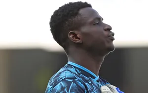 OL : qui est Lassine Diarra, convoqué pour la première fois