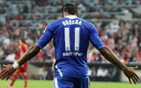 C&ocirc;te d&rsquo;Ivoire : Un maillot de Drogba vendu &agrave; 6 403 euros