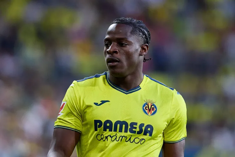 La sensation camerounaise Etta Eyong transféré pour 3 M€