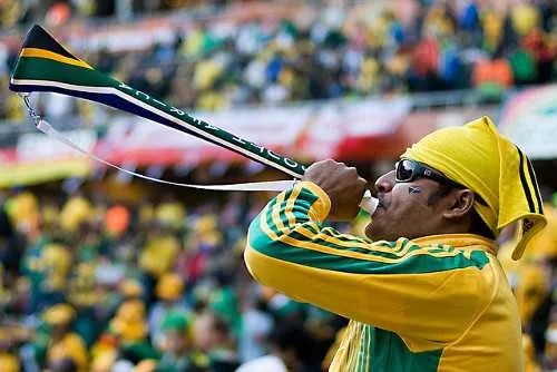 Afrique du Sud : les vuvuzelas bient&ocirc;t interdits dans les stades