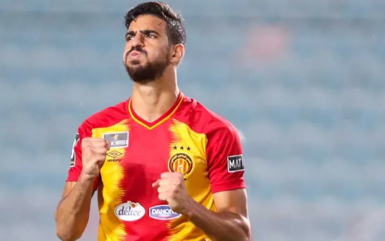 Tunisie&nbsp;: l&rsquo;Esp&eacute;rance remporte le derby et &eacute;carte le Club Africain