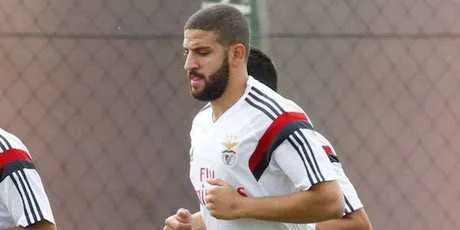 Benfica : Taarabt d&eacute;clenche d&eacute;j&agrave; une pol&eacute;mique