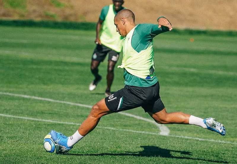 Saint-Etienne : Puel pique Khazri !