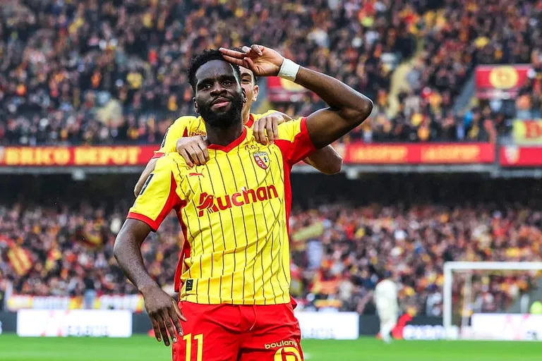 Pronostic Lens &ndash; Angers : 3 paris &agrave; tenter sur le match des Sang et Or (20-03-2026)