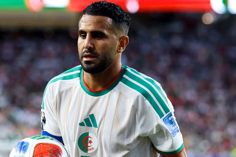Alg&eacute;rie : &ldquo;Il faut du caract&egrave;re&rdquo;, Riyad Mahrez donne le ton apr&egrave;s la qualif en 16es de Coupe du monde
