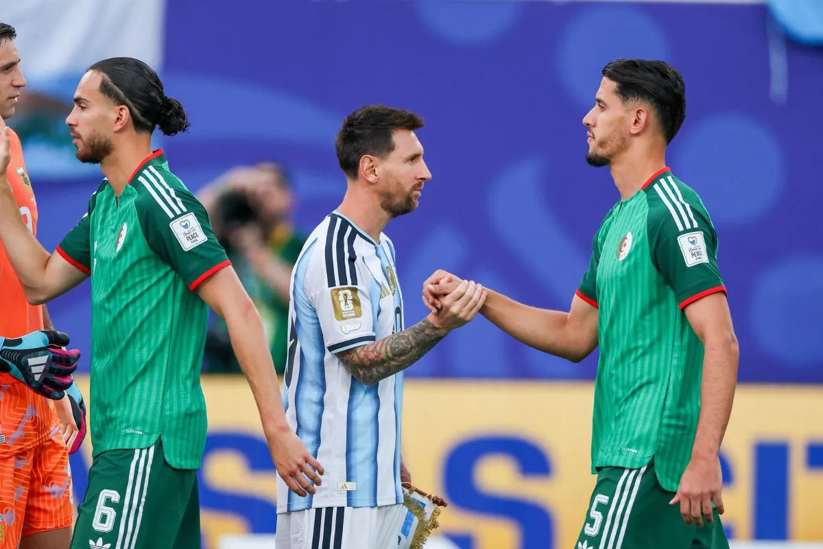 Mercato : un international alg&eacute;rien du Mondial 2026 et un grand oubli&eacute; vont signer dans le Golfe