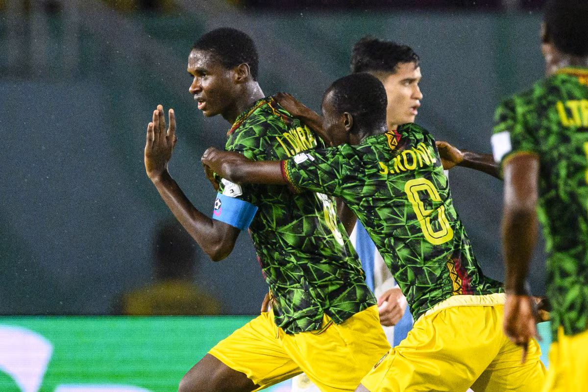 &ldquo;C&rsquo;est un pari strat&eacute;gique&rdquo;, pourquoi le FC Barcelone raffole soudainement des jeunes p&eacute;pites africaines