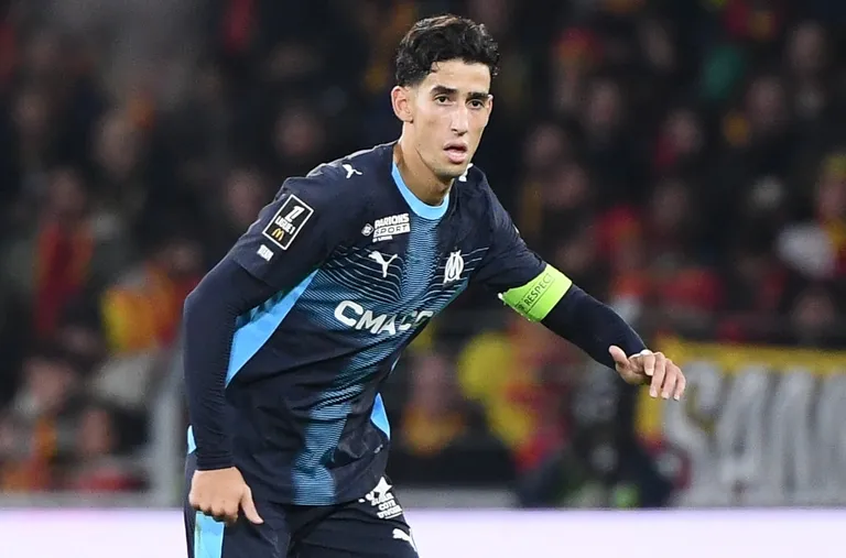 &ldquo;Je m&rsquo;en fous&rdquo;&hellip; D&eacute;j&agrave; capitaine de l&rsquo;OM, Nayef Aguerd amer apr&egrave;s sa premi&egrave;re