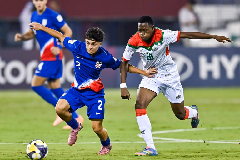 Coupe du monde U17 : le Mali sans trembler, le Burkina Faso domin&eacute;