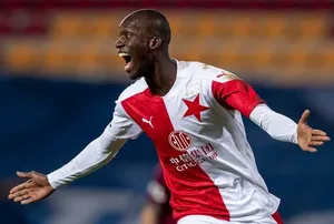 CAN 2021 : le Sénégal appelle 13 renforts, dont la sensation Sima !