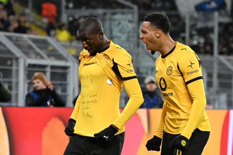 Serhou Guirassy : l&rsquo;hommage &eacute;mouvant du buteur de Dortmund pour sa ni&egrave;ce, Aissata, en Ligue des champions