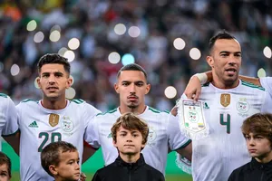 Algérie : un vainqueur de la CAN 2019 rentre au pays ! (officiel)