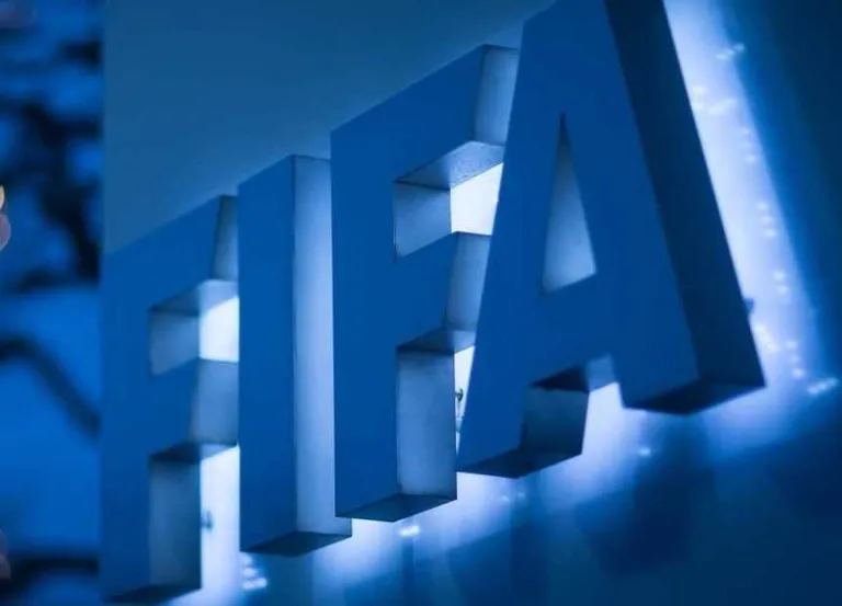 FIFA : 4 anciens joueurs africains bannis à vie