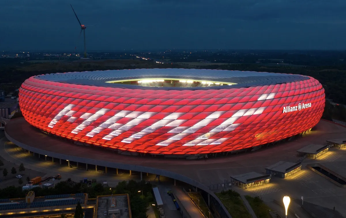 Bayern&nbsp;: l&rsquo;Allianz Arena illumin&eacute;e aux couleurs de Man&eacute;&nbsp;!