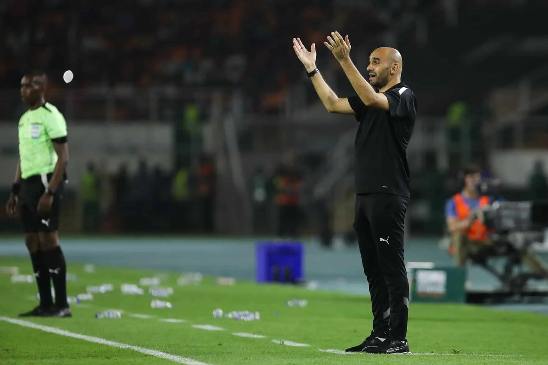 Maroc : Regragui voulait d&eacute;missionner !