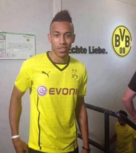 aubame_avant_prez.jpg