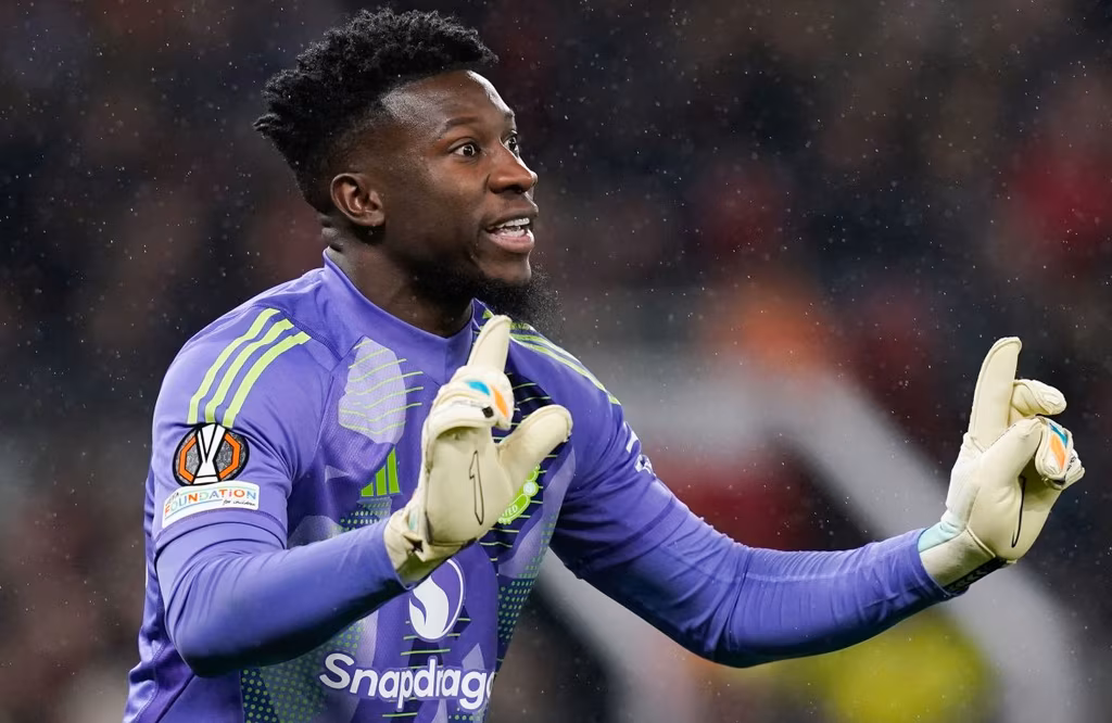 Andr&eacute; Onana, Manchester United