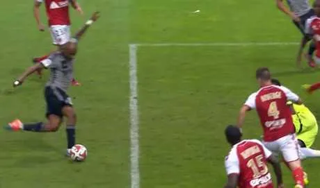 OM : le coup du foulard d&rsquo;Andr&eacute; Ayew