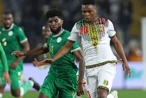 CAN 2025 : le Mali qualifié dans la douleur, élimination polémique pour les Comores…