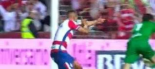 Grenade : El Arabi crie au racisme, Feddal en doute