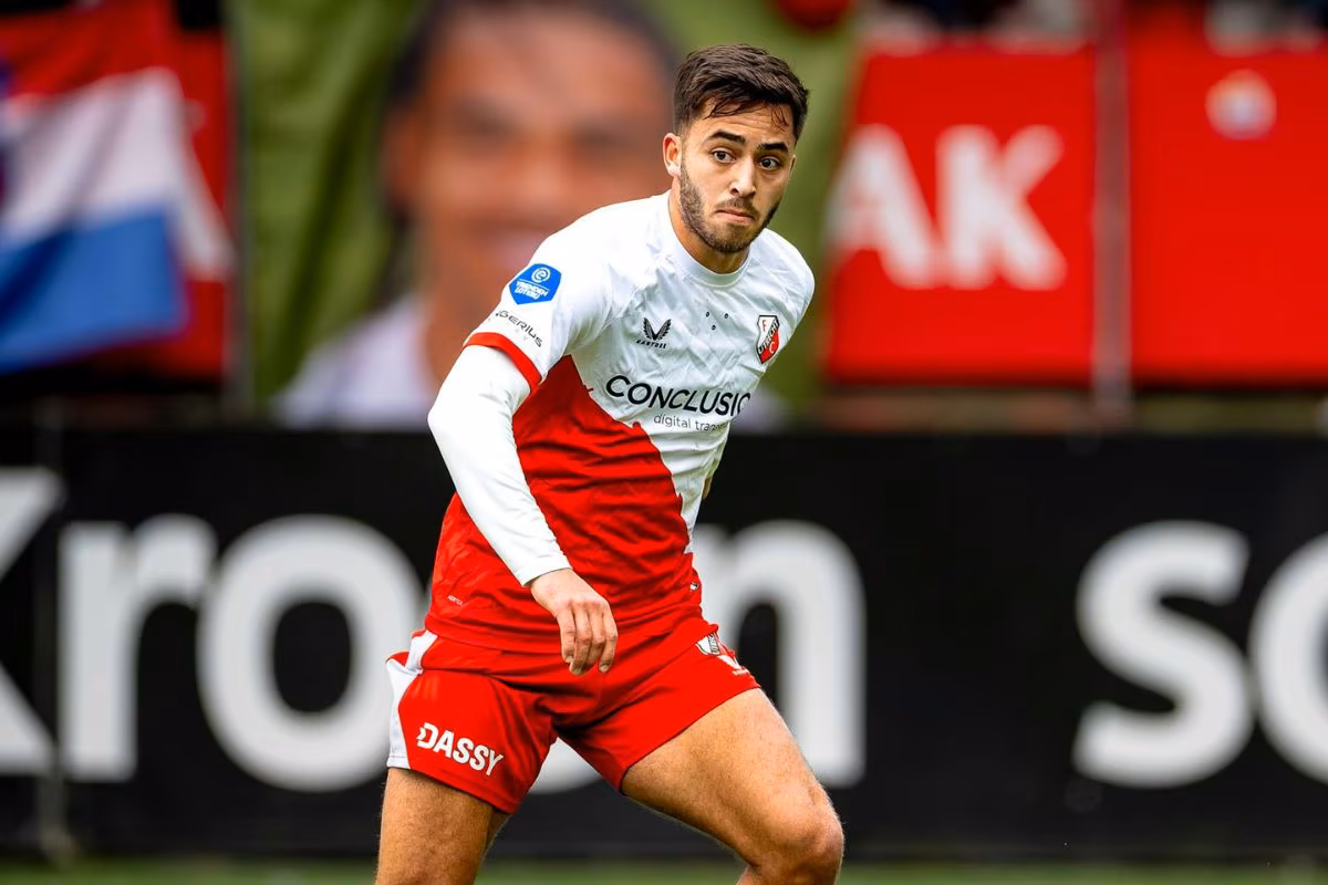 Mercato : Souffian El Karouani d&eacute;j&agrave; d&rsquo;accord avec un autre club que l&rsquo;OM, L&rsquo;Equipe pi&eacute;g&eacute;e !